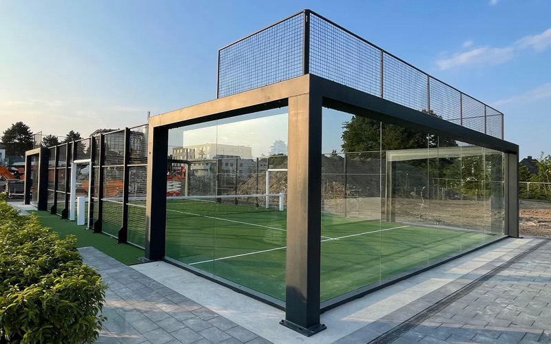 Pametni padel centar s automatiziranom rasvjetom i digitalnim upravljanjem