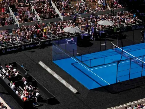 MejorSet Full Panoramic padel teren s potpuno staklenim zidovima i LED rasvjetom