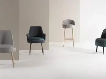 Klubski namještaj za padel centar – stolovi, stolice i klupe uz teren